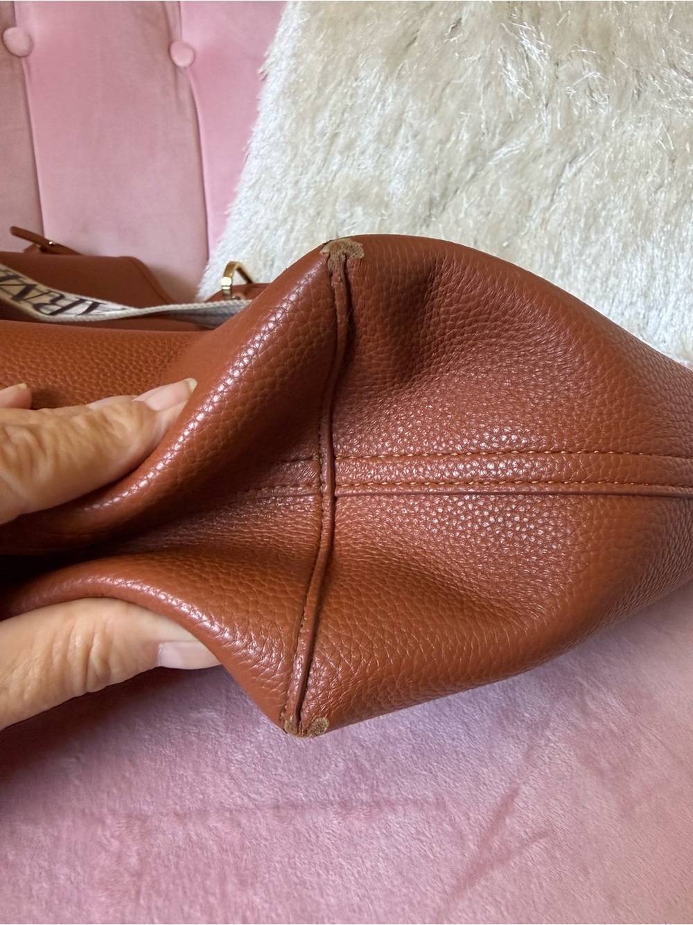 💯Auth! Emporio Armani Saddle Brown Leather Bag Tote Branded Strap Gold Hardware - Picture 10 of 16